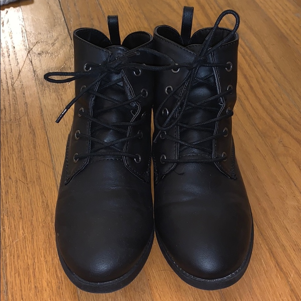 American eagle shoes